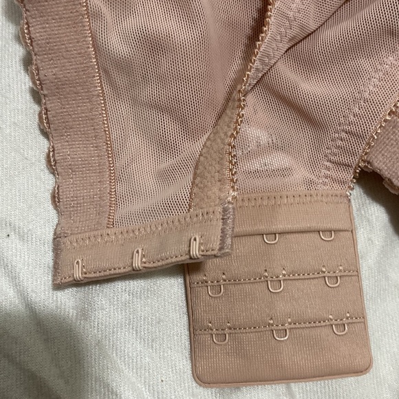 New Glamorise Magic Lift No Wire Satin Cafe Beige Cotton Bra Size 42F NWOT blush - Picture 4 of 12